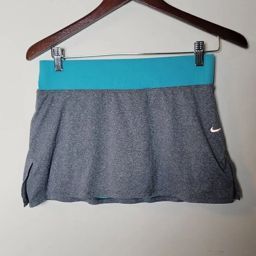 Nike Running Womens Dri-fit Knit Skort Golf/Tennis Built in Shorts Turquoise/Gre